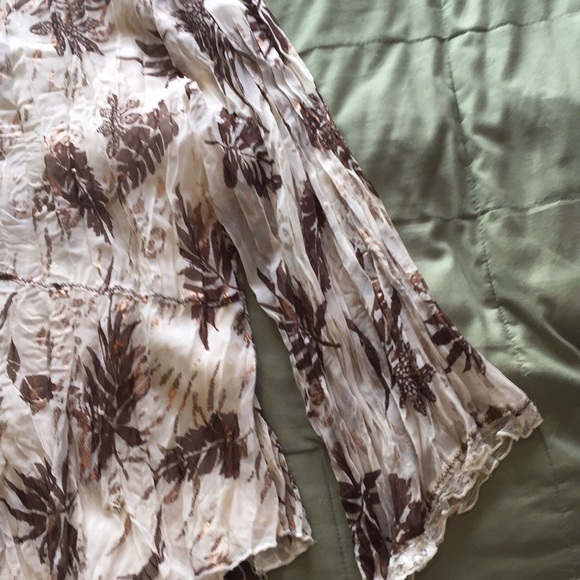 XL brown, cream and copper print sheer blouse - Picture 4 of 6